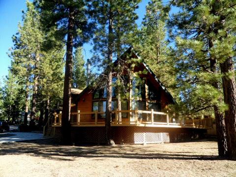 Big Bear Getaway 13 outside