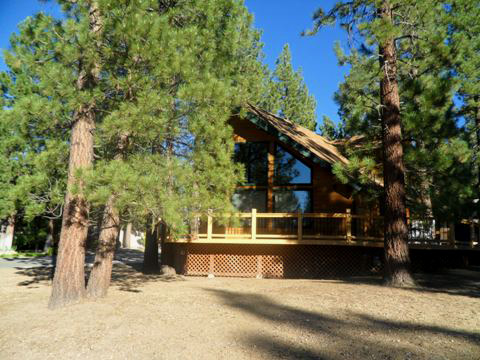 Big Bear Vacation Rental Home outside