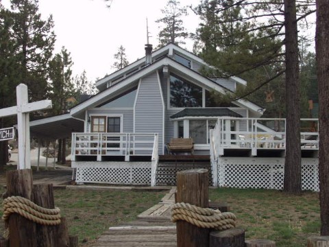 Big Bear Getaway outside