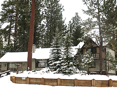 Big Bear Vacation Rental Home outside