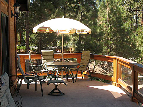 Big Bear Vacation Rental Home outside