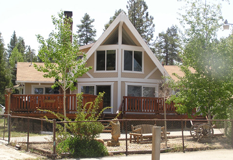 Big Bear Getaway outside