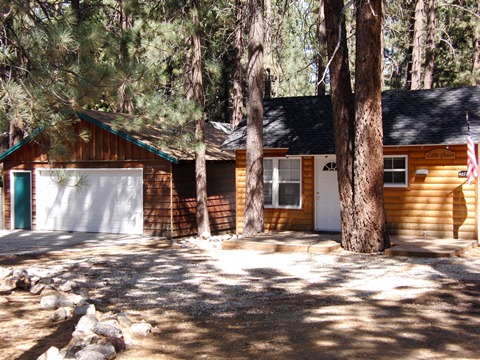 Big Bear Vacation Rental Home outside